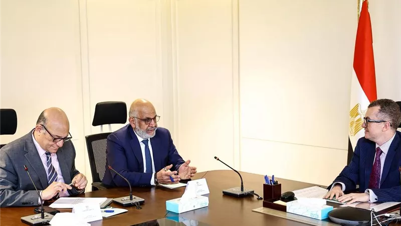 مصر والبنك الدولي يبحثان تمويل مشروعات البنية التحتية بآليات مبتكرة