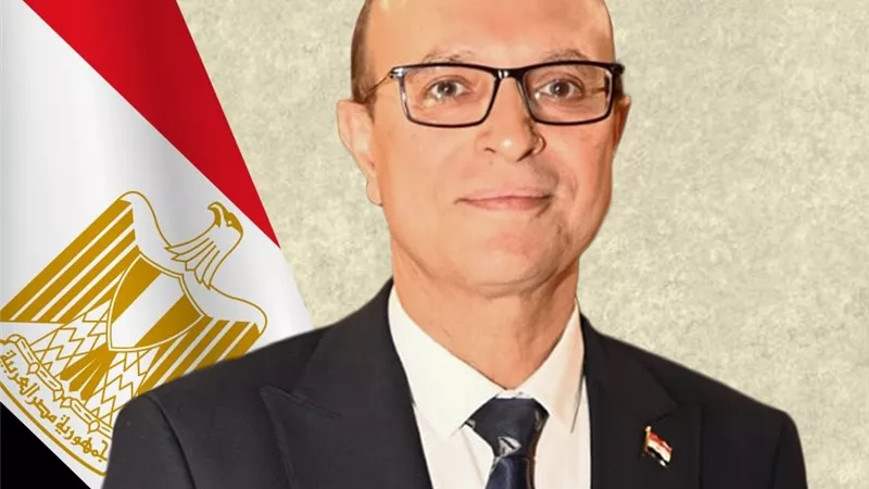 رئيس جامعة أسيوط يهنئ سيدات مصر بمناسبة اليوم العالمي للمرأة 