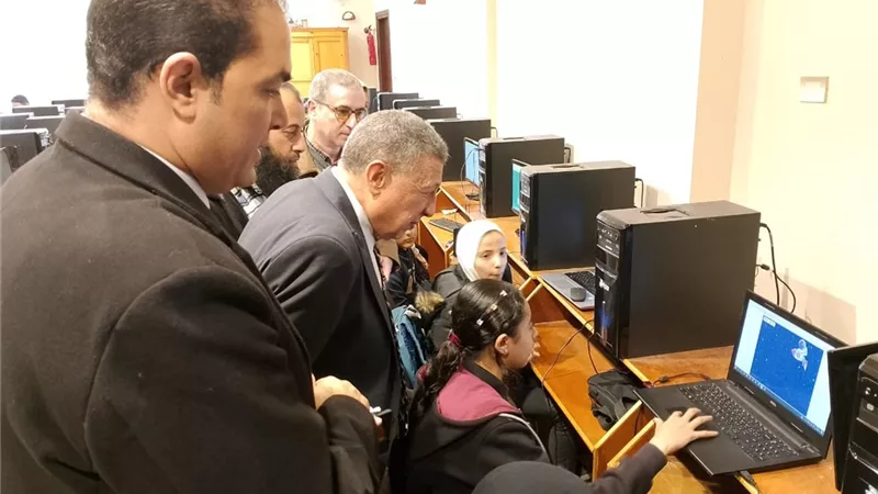 تعليم البحيرة يتابع التصفيات النهائية لمسابقات العلوم والمخترع والمبرمج 