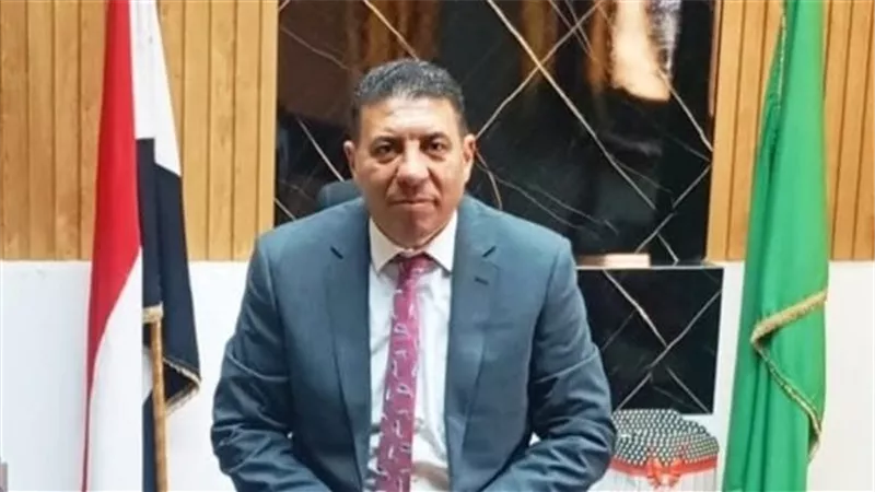 بالأرقام.. رفع 610 أطنان مخلفات من شوارع حي وسط المنيا في حملة نظافة مكثفة