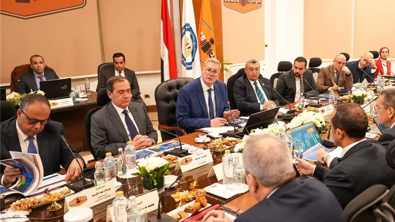 قفزة قياسية في نقل البترول.. سوميد تحقق 50 مليون طن خلال عام
