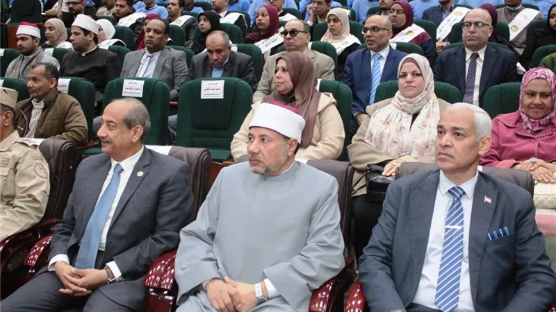 رئيس جامعة أسيوط  يشيد باحتفالية جامعة الأزهر «رمضان شهر الانتصارات»