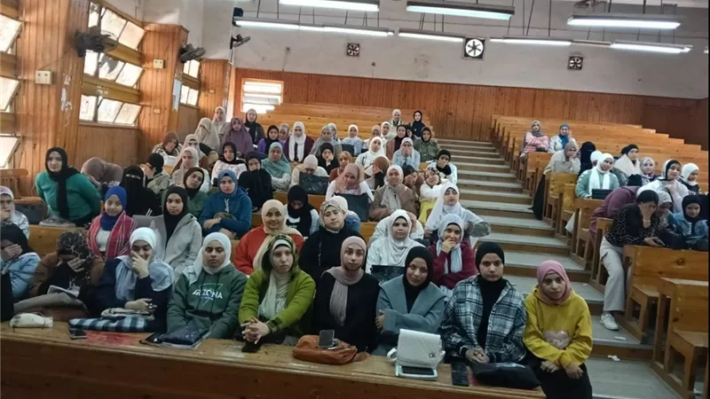 معاً بالوعي نحميها.. المجلس القومى بالشرقية يحتفل باليوم العالمي للمرأة|صور