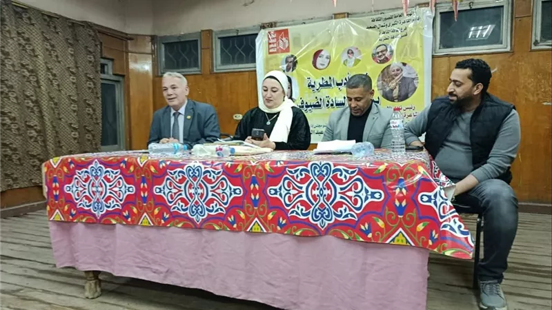 انطلاق أولى فعاليات «الصالون الثقافي» لنوادي أدب القاهرة