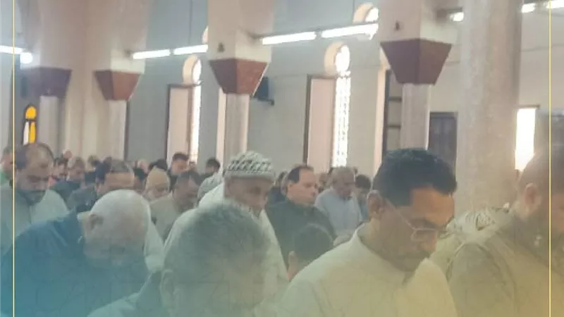 مساجد كفر الشيخ تشهد إقبالا كثيفًا لأداء صلاتي العشاء والتراويح