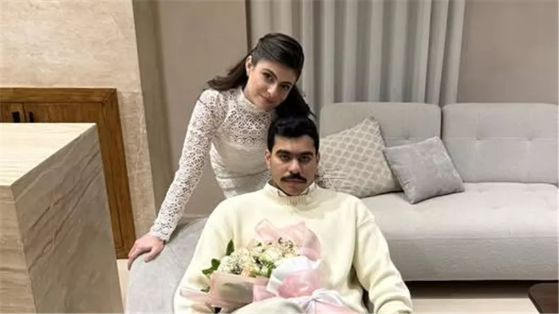 مسلسل فخر الدلتا الحلقة 19.. منحة دراسية تضع فخر في حيرة بين الحب والسفر