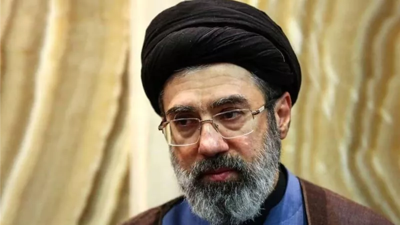 الحليف القوي للحرس الثوري.. من هو مجتبى خامنئي مرشد الحرب؟