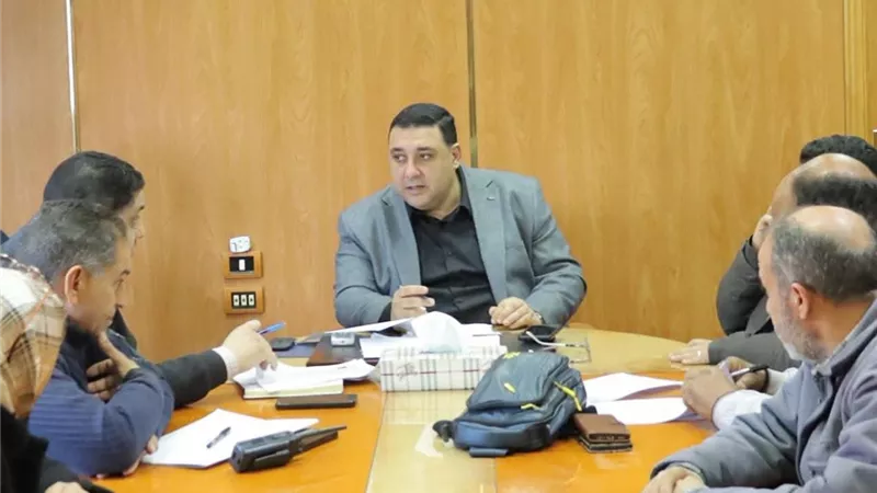 رئيس مياه البحيرة يترأس اجتماعات مراجعة تنفيذ المشروعات الجارية