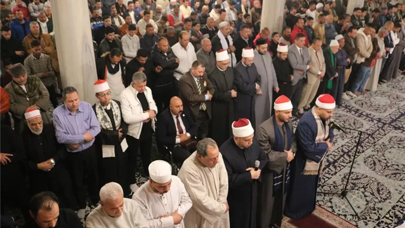 كبار القراء يواصلون إحياء الليلة التاسعة عشرة بالمساجد الكبرى.. صور