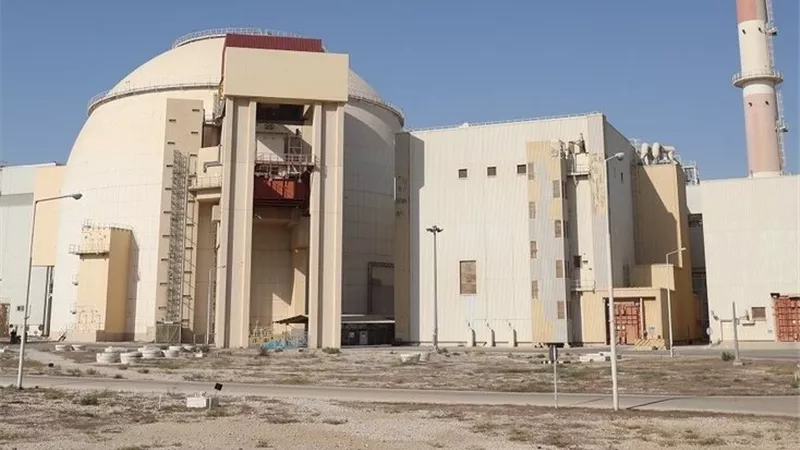 بسبب الهجمات.. روسيا تجلي خبراءها من محطة بوشهر النووية بإيران