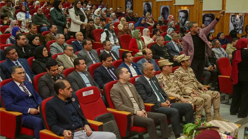 محافظ كفرالشيخ يشهد احتفالية «يوم الشهيد» بالمسرح المدرسي بالعاصمة