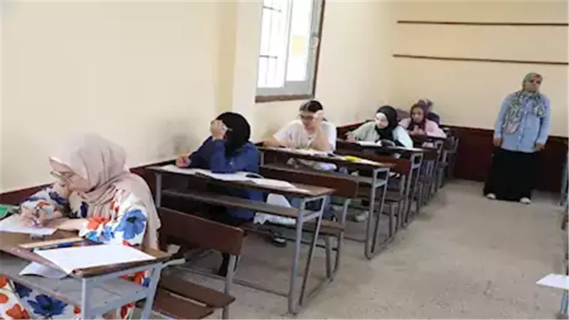 46 سؤالًا في 18 صفحة..أول نموذج استرشادي للأحياء  لطلاب الثانوية العامة