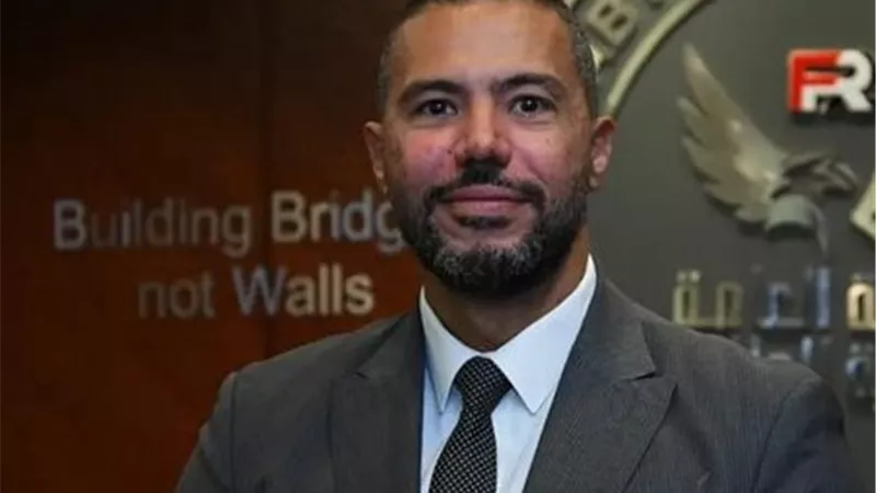 محمد صبري قائمًا بأعمال رئيس البورصة المصرية خلفًا لعزام (سيرة ذاتية)