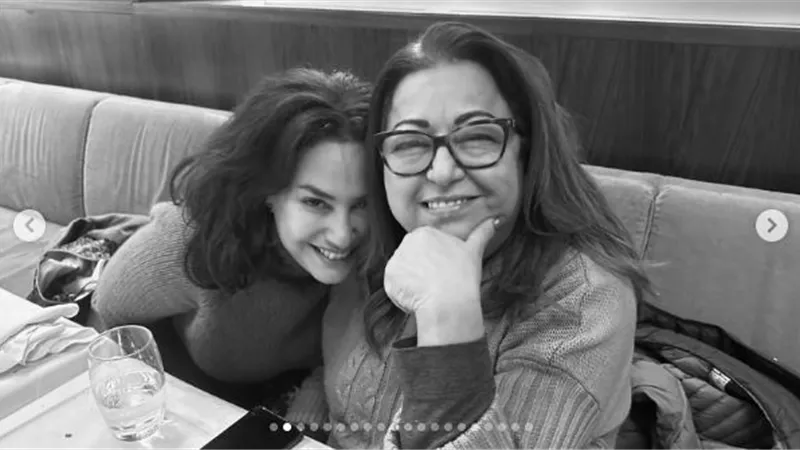 رسالة مؤثرة من هند صبري لوالدتها الراحلة في عيد المرأة: الأول من غير أمي