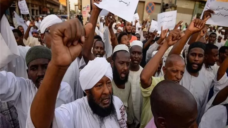 بعد وضعهم على قوائم الإرهاب: إخوان السودان من التمكين إلى مأزق البقاء 