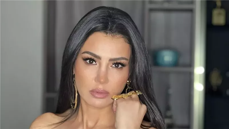 دينا فؤاد لـ