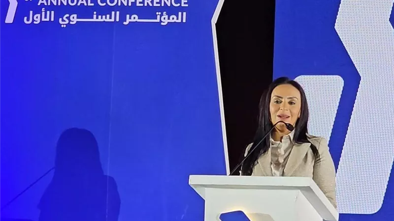 وزيرة التضامن: صندوق دعم الجمعيات الأهلية يسعي لتجاوز «الإعانات والمنح»