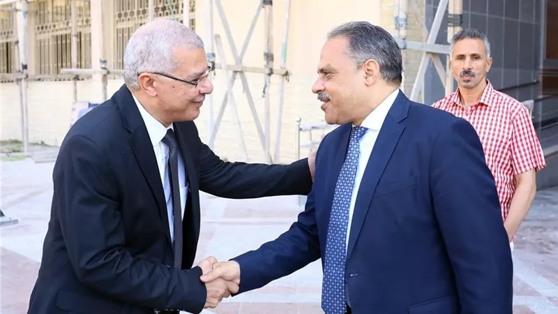 محافظ الشرقية يشارك في اجتماع مجلس جامعة الزقازيق ويشيد بدورها التعليمي والصحي