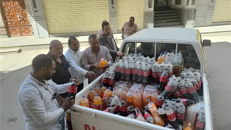 ضبط طن سلع غذائية منتهية الصلاحية قبل تدوالها فى أسواق الأقصر |صور