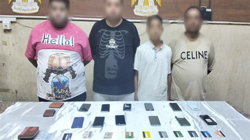سقوط المتهمين بسرقة هاتف فتاة في عين شمس