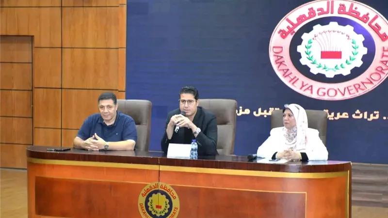 الدقهلية تبدأ توزيع خريجات الخدمة العامة على المديريات والمدن