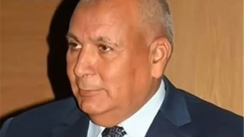 محافظ الوادي الجديد : وقف الدعم وقطع المرافق عن المتعدين على أراضي الدولة