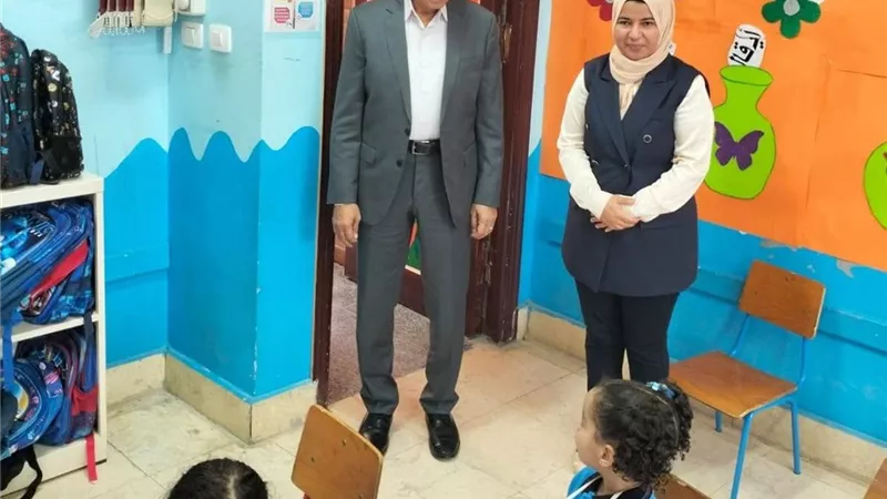 محافظ شمال سيناء يتفقد المدرسة اليابانية بالعريش ويشيد بتطويرها