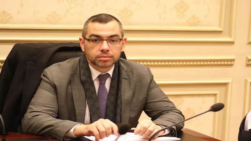 خبير اقتصادي: تراجع إنتاج البترول يهدد استقرار أسعار الوقود في مصر| فيديو