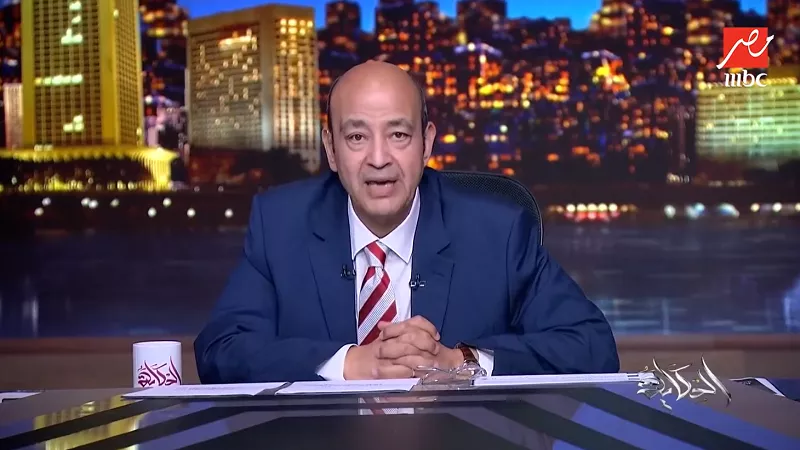 عمرو أديب يرد على أشرف السعد: والدي تنبأ بحزني بسبب الزمالك 