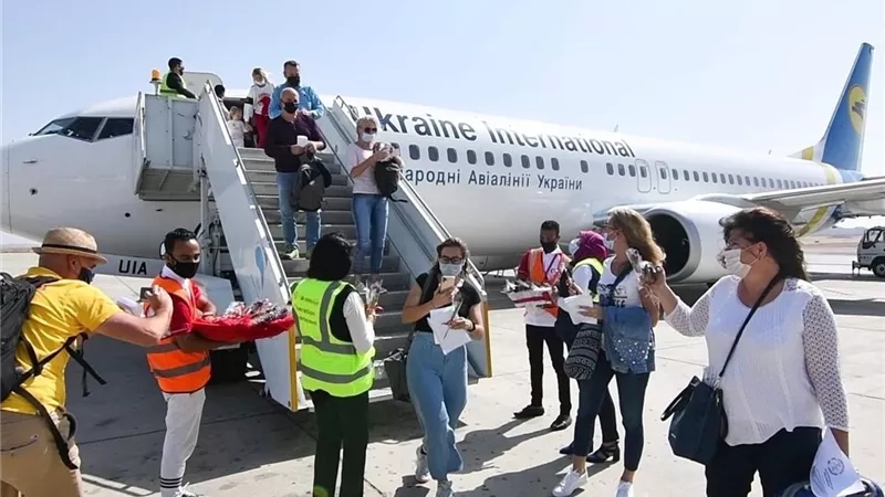 مطار مرسى علم يستقبل 36 رحلة طيران دولية أوروبية اليوم