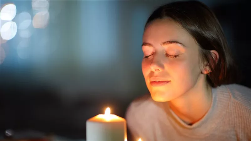مخاطر صحية لاستخدام الشموع المعطرة.. تعرف عليها 