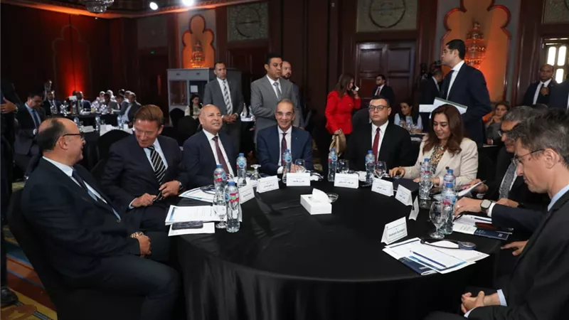 تفاصيل إطلاق المرحلة الأولى من الاستراتيجية الوطنية للمدن الذكية في مصر