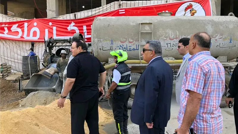 محافظ الدقهلية يتفقد مدينة السنبلاوين ويأمر بإزالة مخالفات البناء |صور