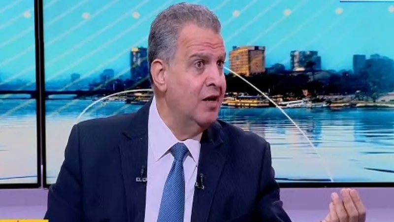 خبير علم اجتماع يطالب بفحص نفسى دورى للعاملين فى المدارس| فيديو