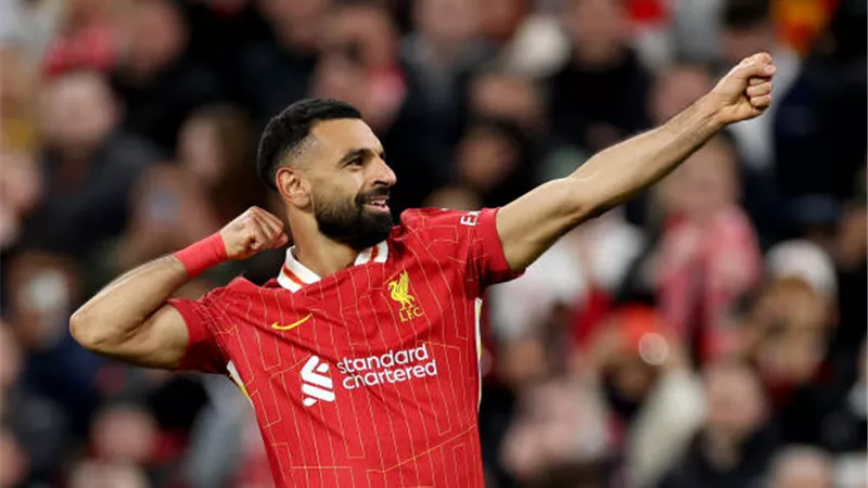 محمد صلاح يطارد إنجازًا تاريخيًا جديدًا في ليلة الحسم الأوروبية أمام فرانكفورت