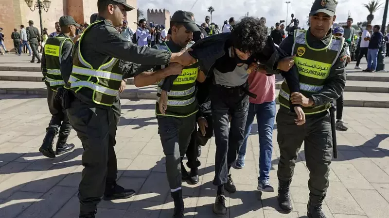 باحث مغربي: مطالب الاحتجاجات في المغرب إجتماعية وليست سياسية والتعامل الأمني يعمق الأزمة | حوار 