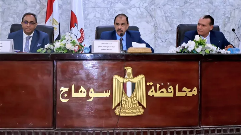  محافظ سوهاج ومحافظ قنا يشاركان في اجتماع التنمية المحلية بالصعيد