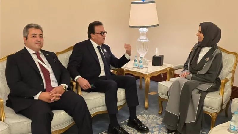 مصر وقطر تبحثان تعزيز التعاون في برامج الصحة المدرسية والنفسية للطلاب