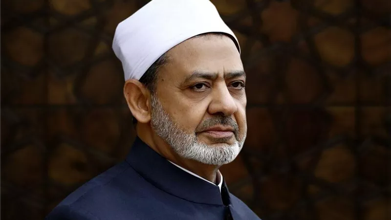 بقرار من الإمام الأكبر.. إعادة تشكيل اللجنة العليا للمصالحات في الأزهر الشريف
