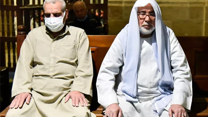 طريقة صلاة المريض على السرير.. تعرف على الكيفية الصحيحة