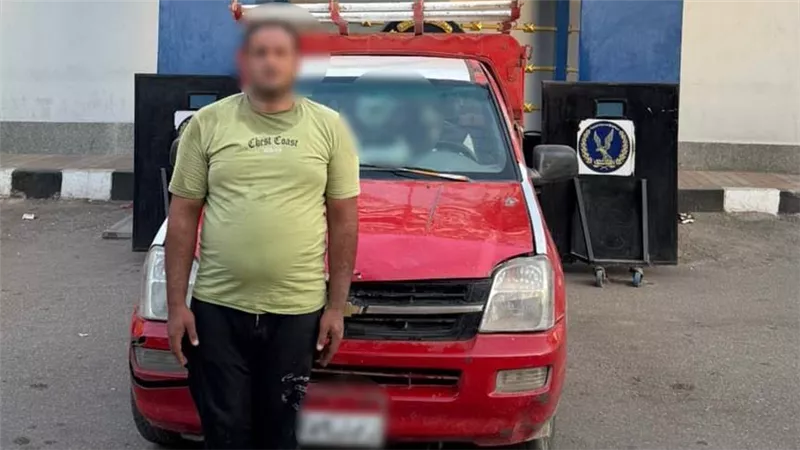 قبل الزيادة المرتقبة.. حادث كوميدي في «بنزينة» لسائق «يفوّل» سيارته و«يهرب»