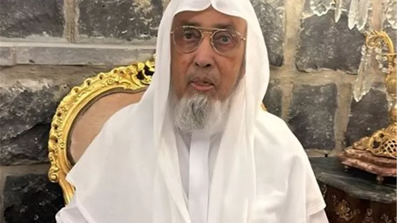 بعد تسعين عاماً من العطاء.. حكاية الشيخ بشير أحمد صديق بعد وفاته