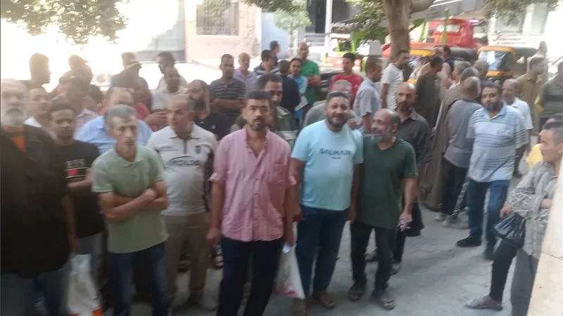  عمال «مفكو حلوان» يتقدمون بشكوى ضد صاحب العمل لعدم تطبيق الحد الأدنى| صور
