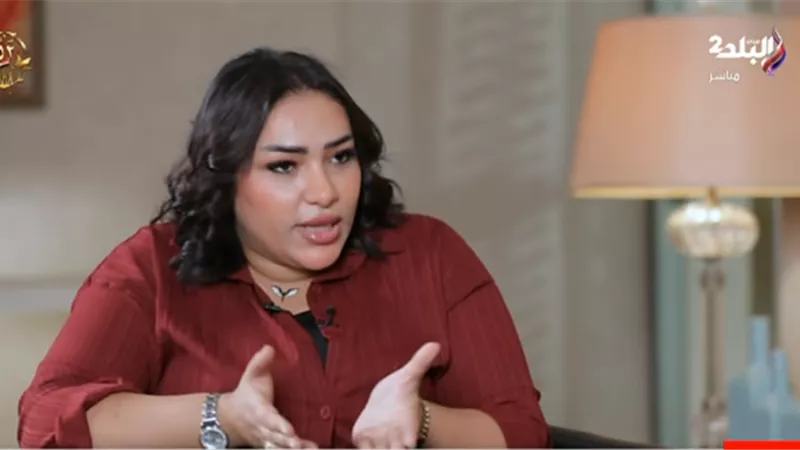 شقيقة مسلم تكذبه: «لم يطلق زوجته وكانوا بيعملوا شوبينج في وسط البلد» (فيديو)