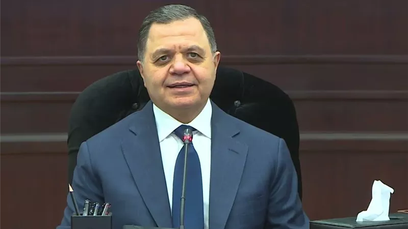 وزير الداخلية يصدر قرارا بإبعاد سوري خارج البلاد لأسباب تتعلق بالصالح العام
