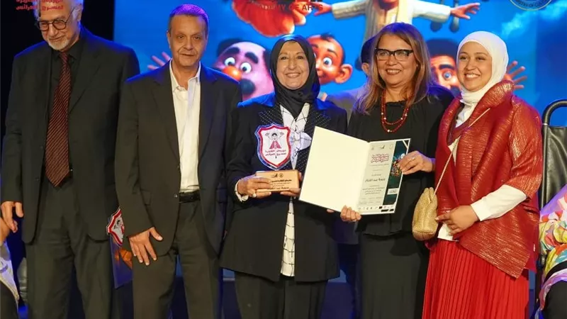 مهرجان القاهرة للعرائس يفتتح «ليلته الكبيرة» بتكريم رواده│صور