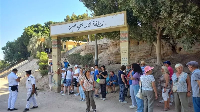 السياحة بالمنيا تزدهر مع توافد أفواج عالمية من ألمانيا وأستراليا وفرنسا
