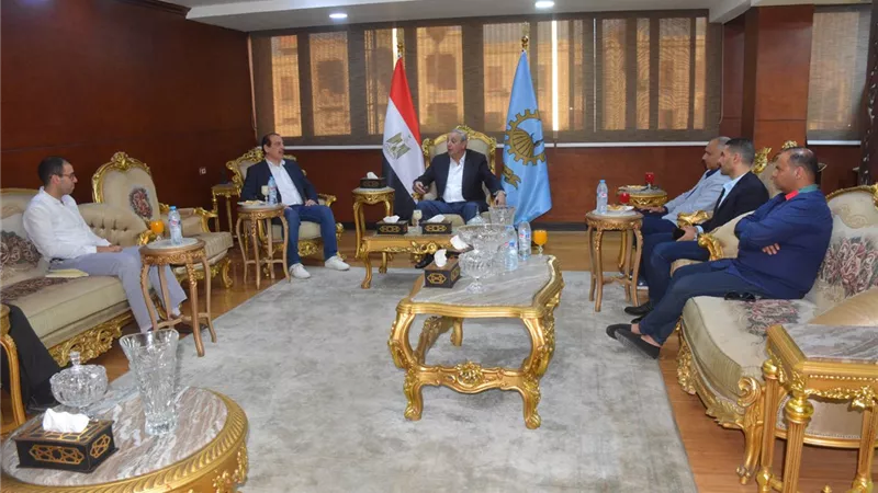 محافظ الغربية يستقبل نائب وزير الصحة عقب جولة ميدانية على المستشفيات والمنشآت الطبية