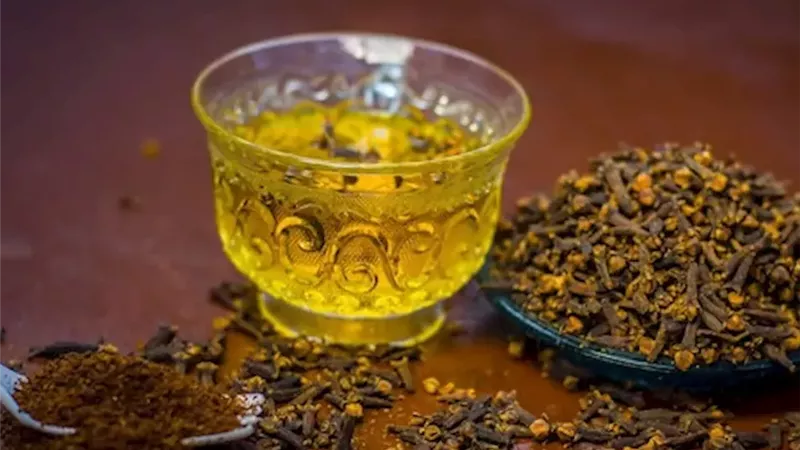 ماء القرنفل.. مشروب طبيعي لتعزيز الهضم وتنشيط الطاقة يوميًا