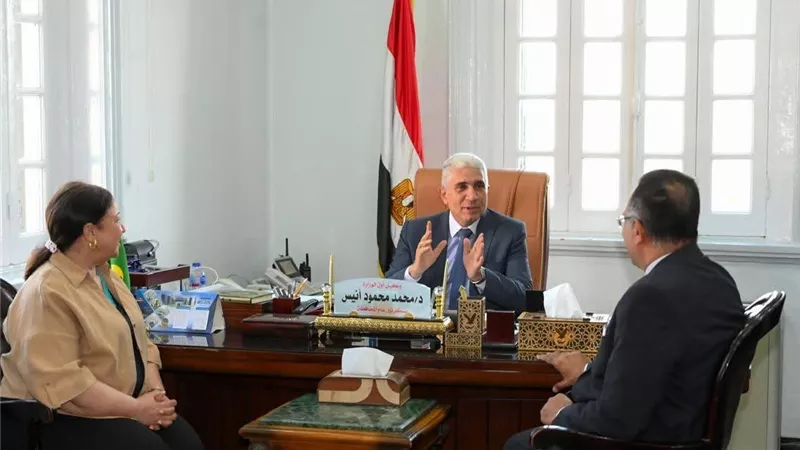 نائبة وزيرة التضامن ووفد “الفاو” يتابعان مشروعات تعزيز الأمن الغذائي في المنيا